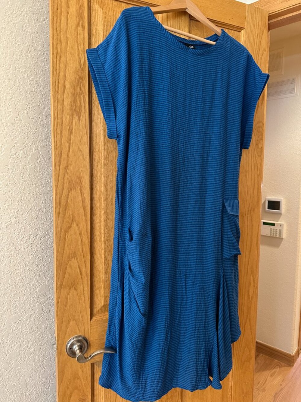 Lisa Bayne fabulous Artsy blue dress - Picture 2 of 8